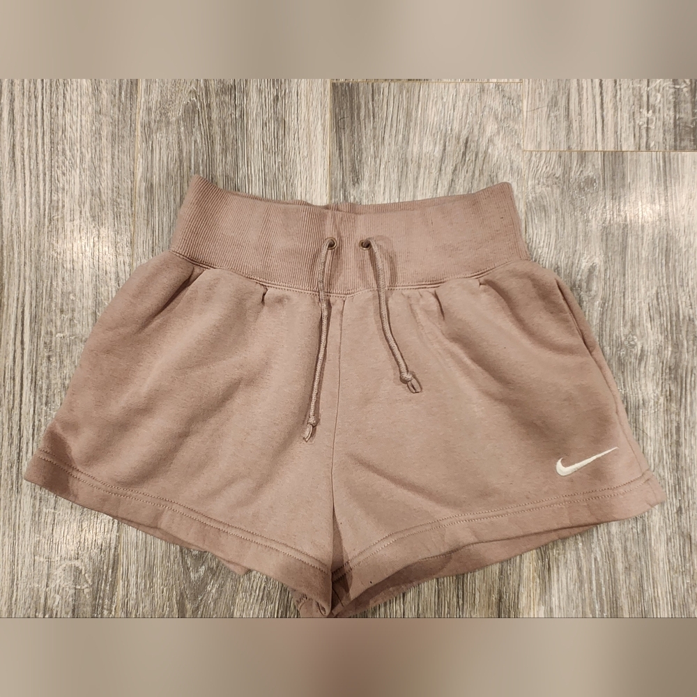 Nike Women's Brown Athletic Shorts